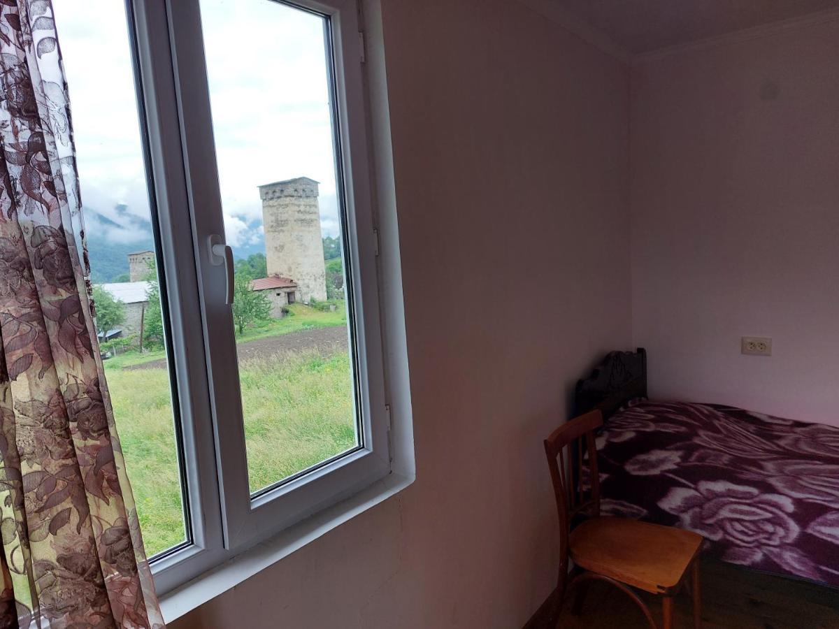 Hotel Bombora Mestia Habitación foto